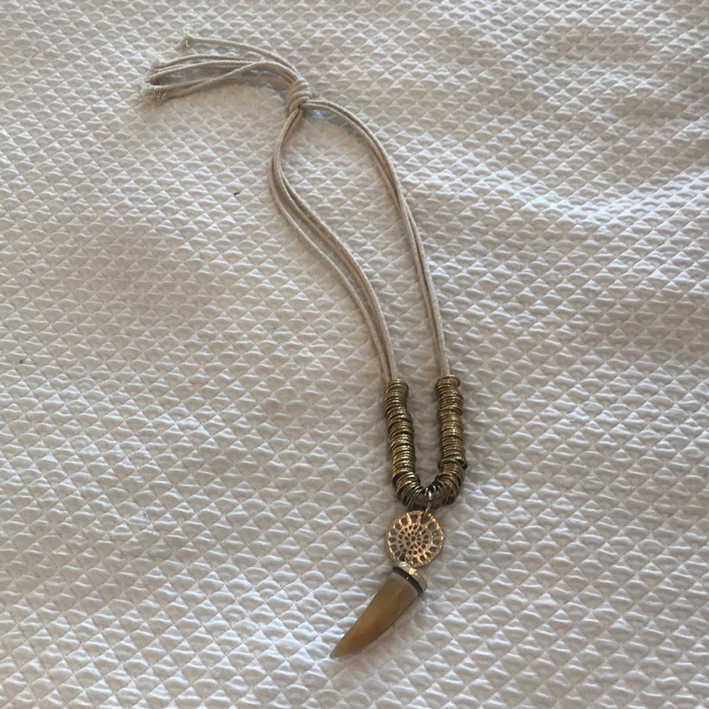 Horn and rope necklace
